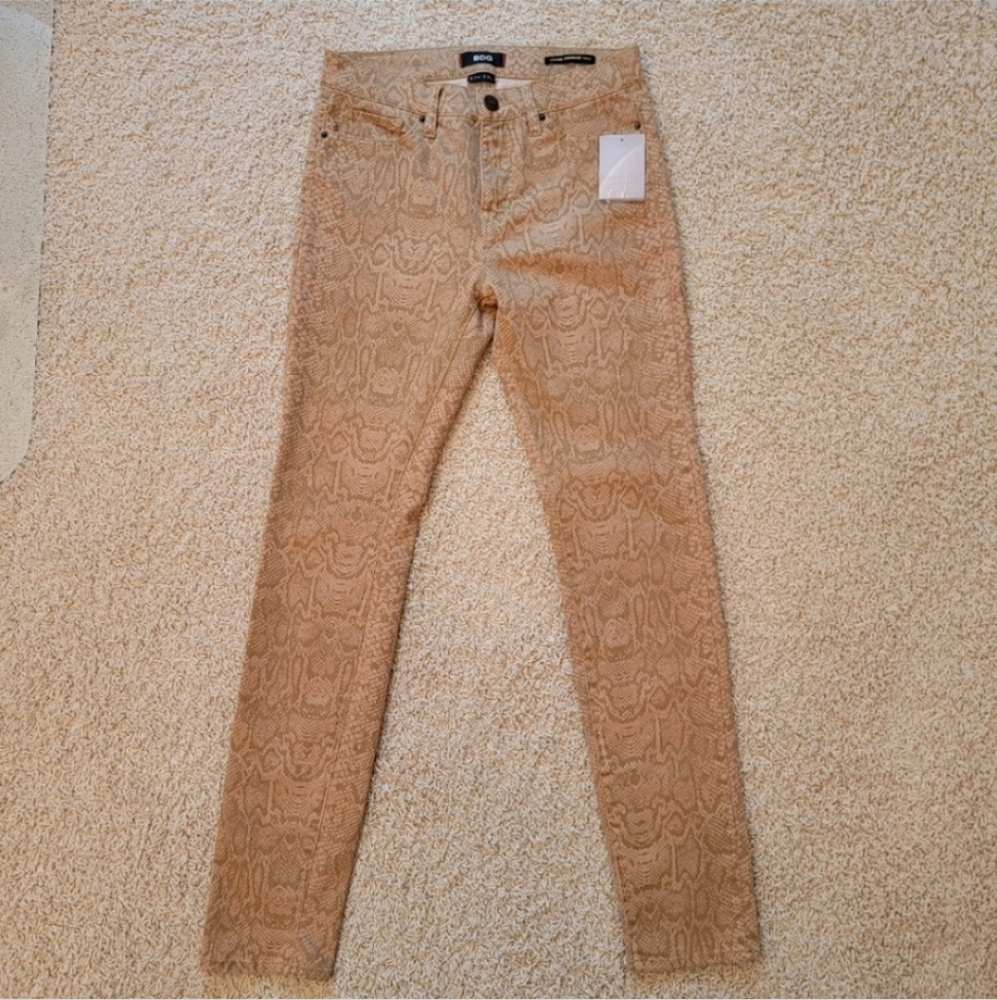 BDG High Rise Cigarette Ankle Jeans Snakeskin Print Size 27 NWT